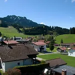 Erlebnis 公寓 容霍尔茨